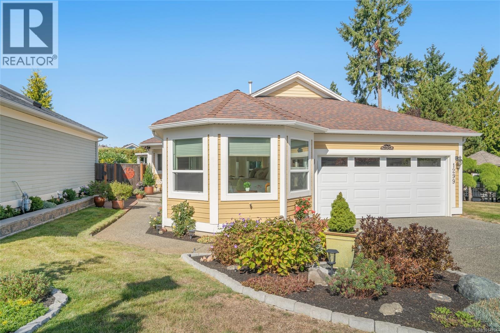 1299 Leeward Way, Qualicum Beach