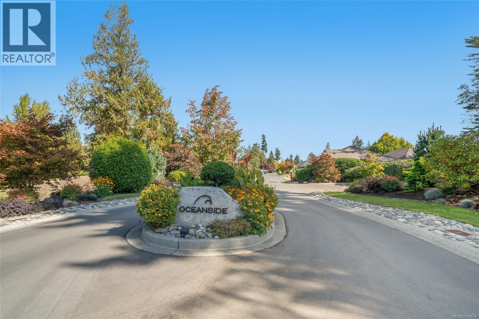 1299 Leeward Way, Qualicum Beach