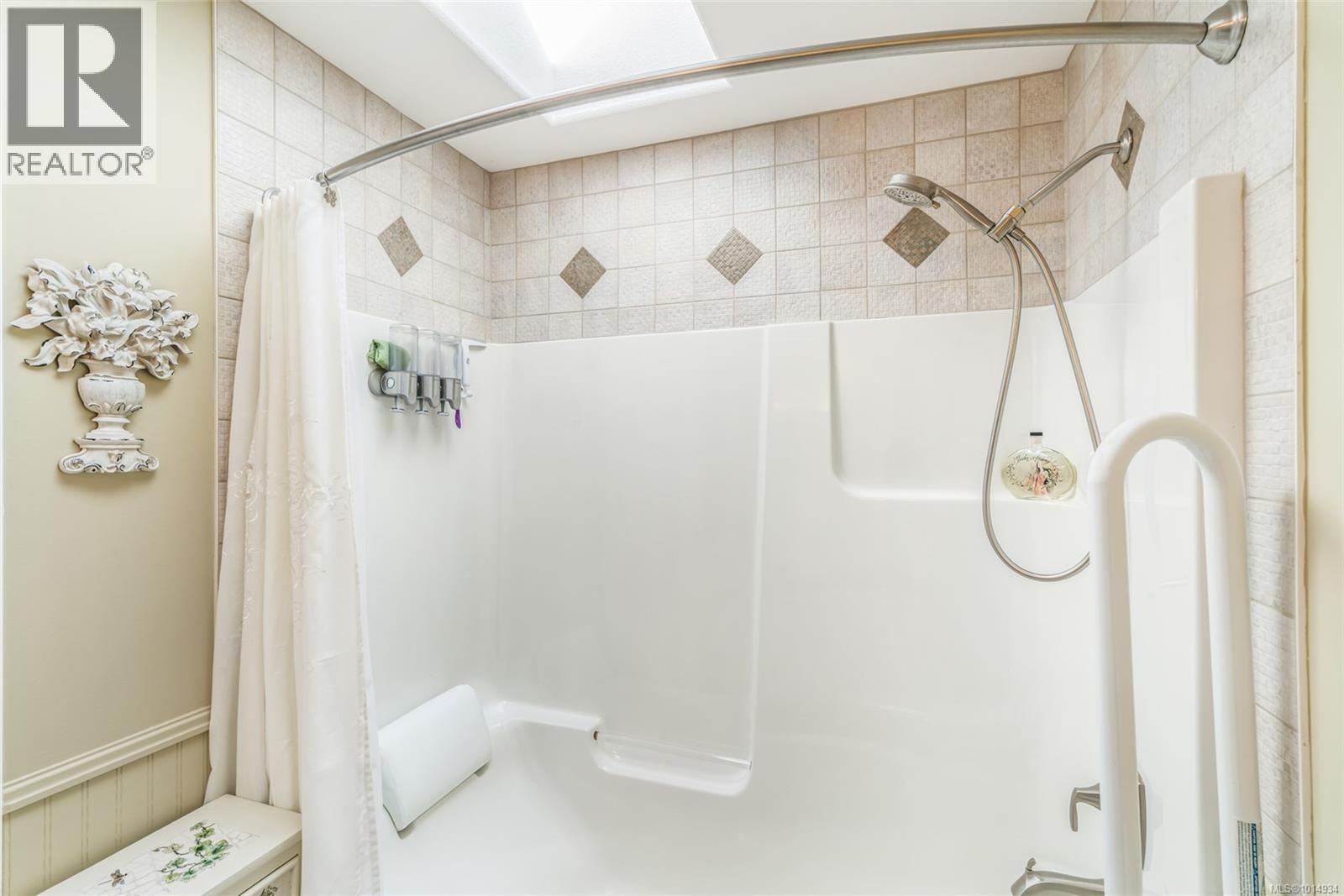 1299 Leeward Way, Qualicum Beach