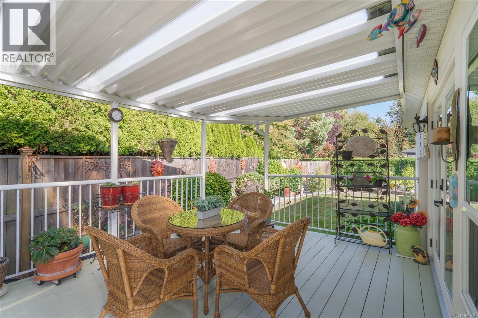 1299 Leeward Way, Qualicum Beach