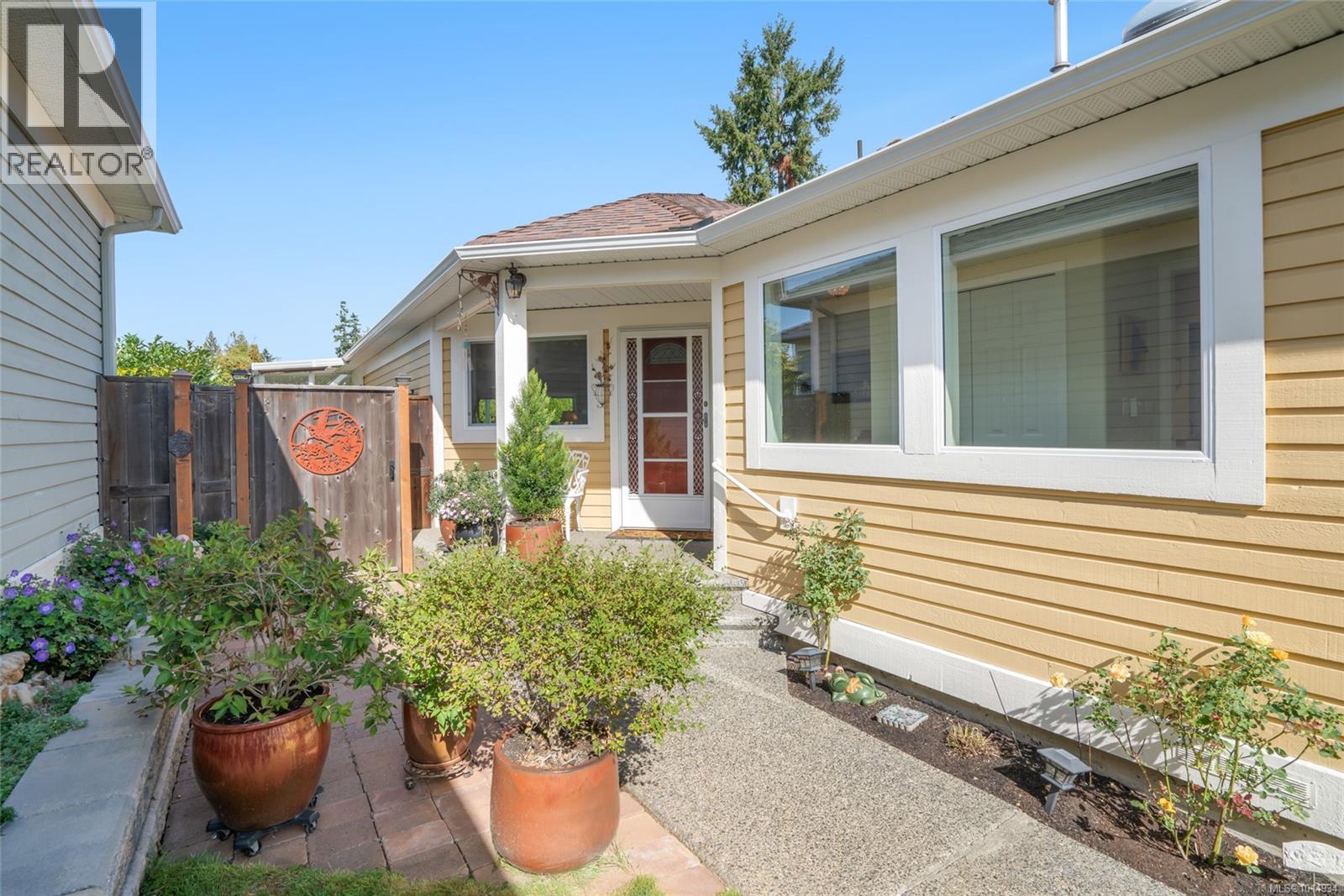 1299 Leeward Way, Qualicum Beach
