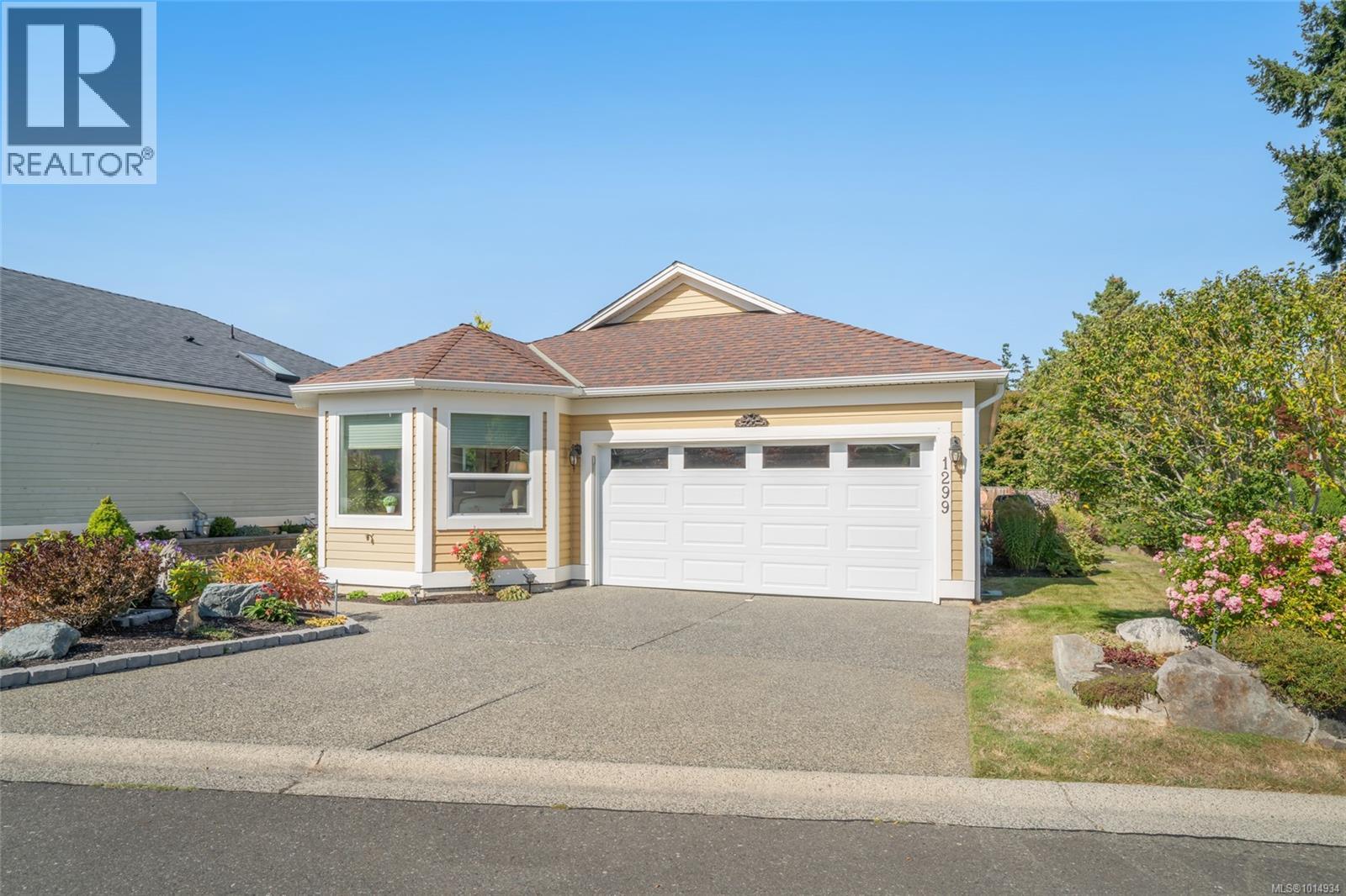 1299 Leeward Way, Qualicum Beach