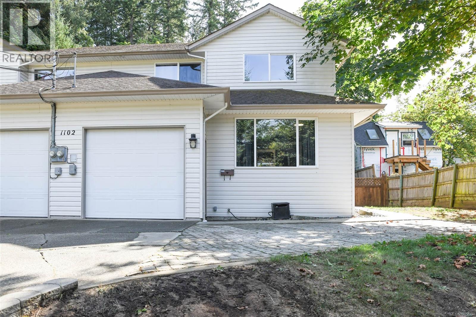 B 1102 1st St, Courtenay