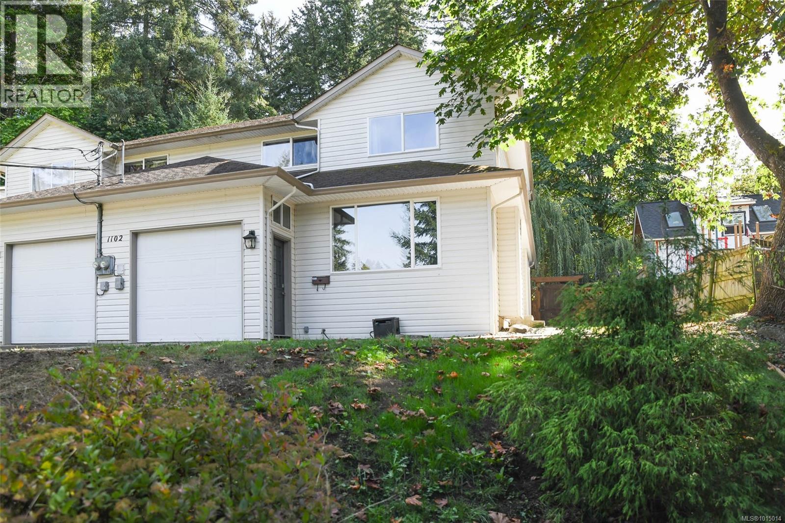 B 1102 1st St, Courtenay