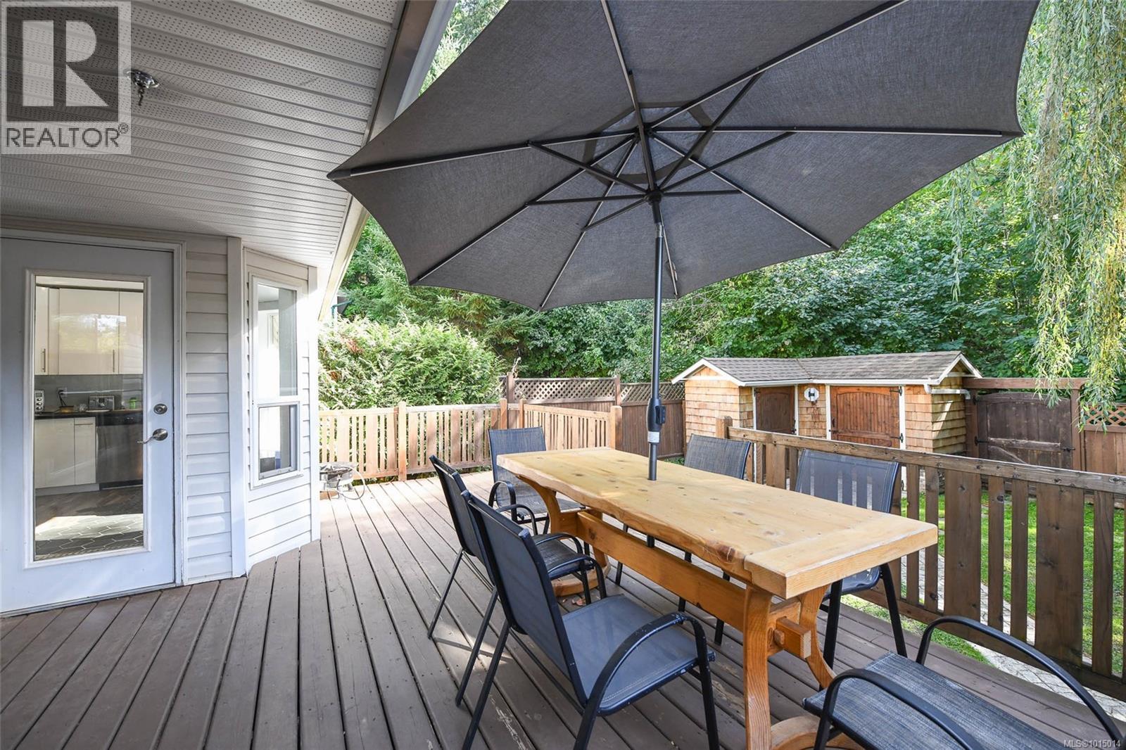 B 1102 1st St, Courtenay