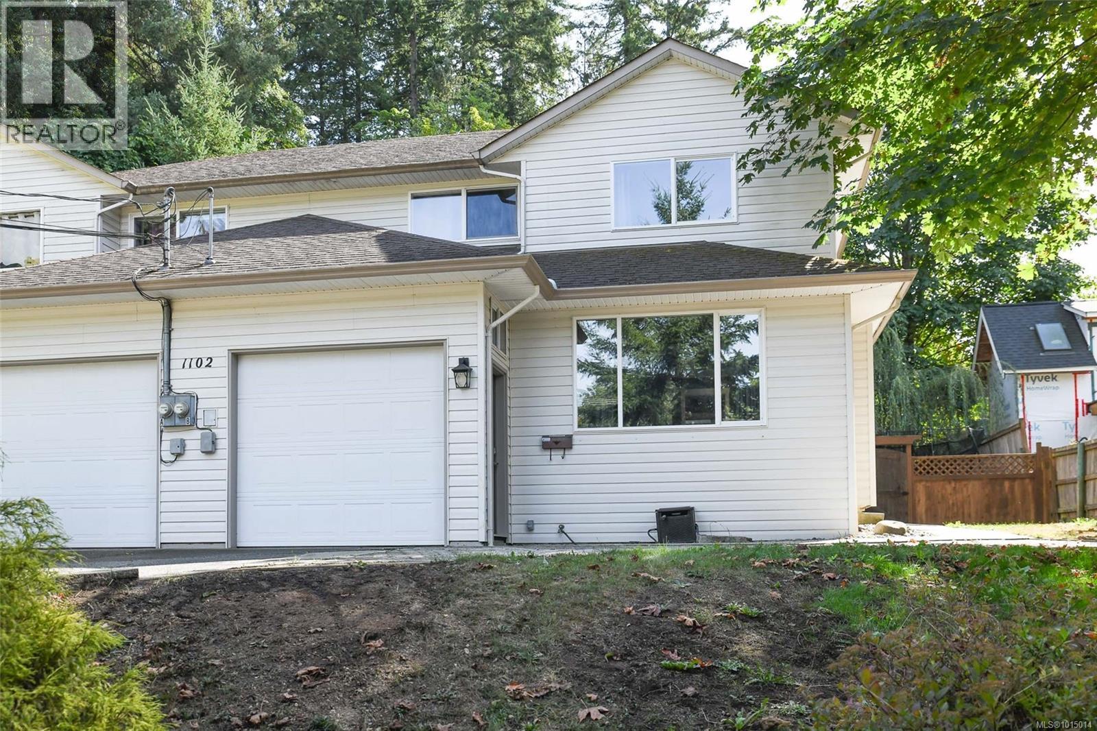 B 1102 1st St, Courtenay