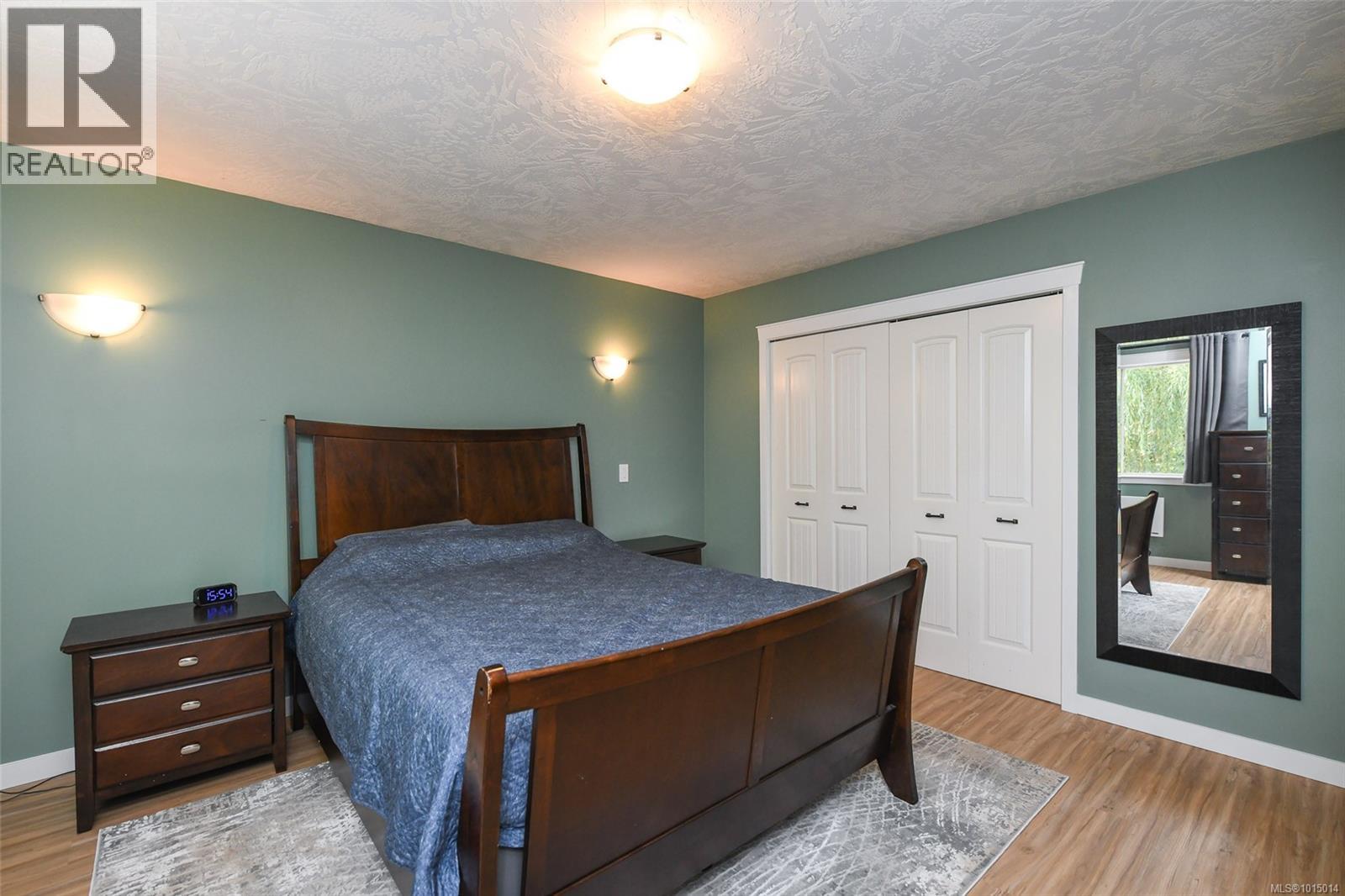 B 1102 1st St, Courtenay