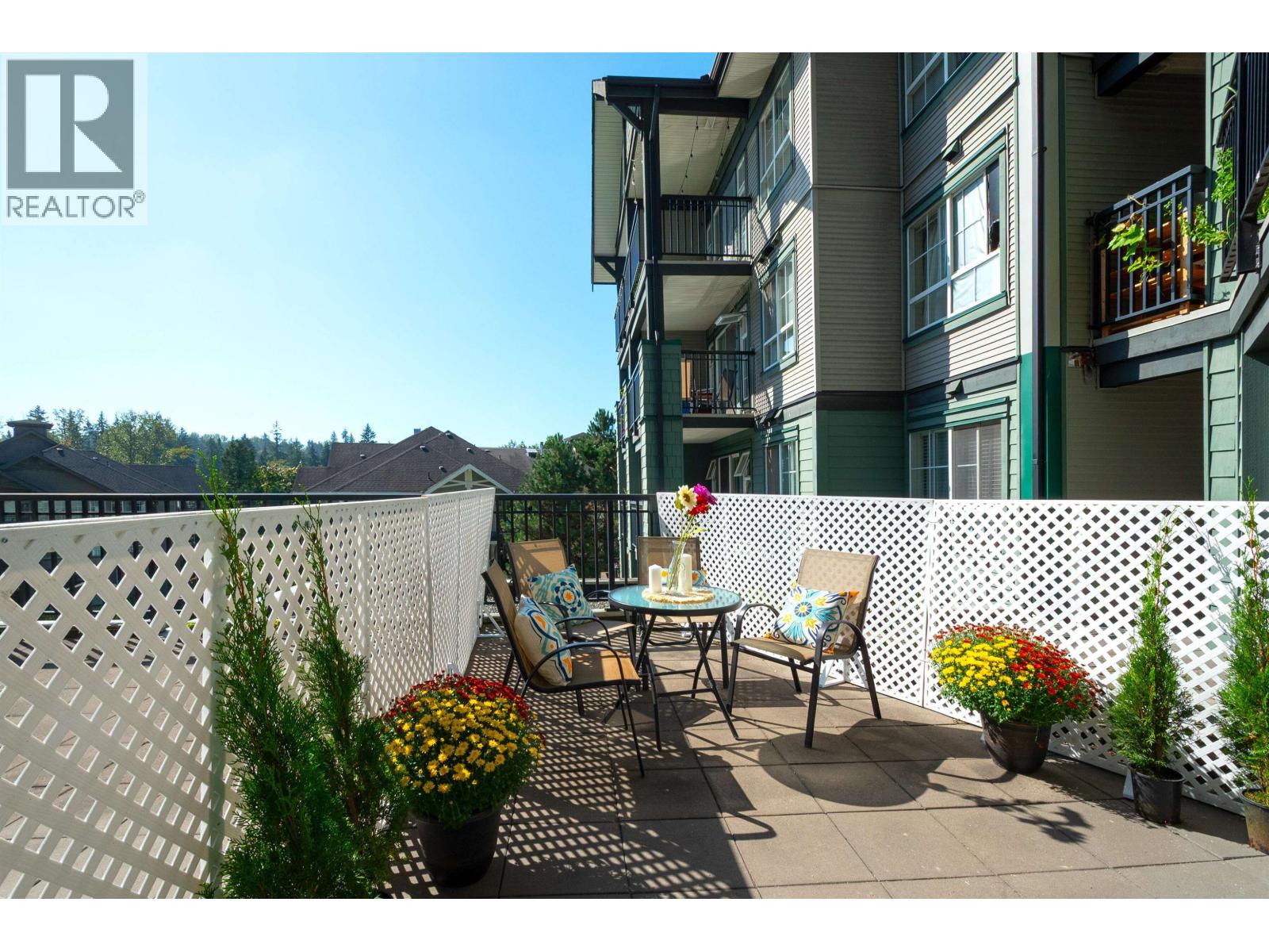 213 9098 HALSTON COURT, Burnaby