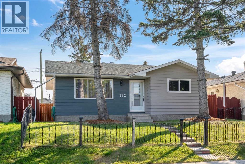 192 Dovercliffe Way SE, Calgary, Alberta