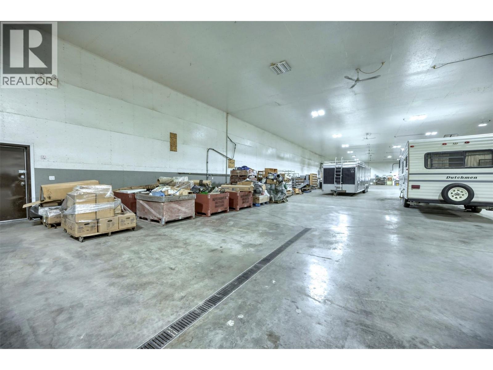 17202 97 Highway, Osoyoos