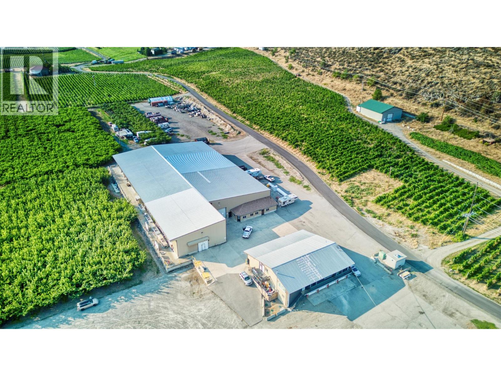 17202 97 Highway, Osoyoos