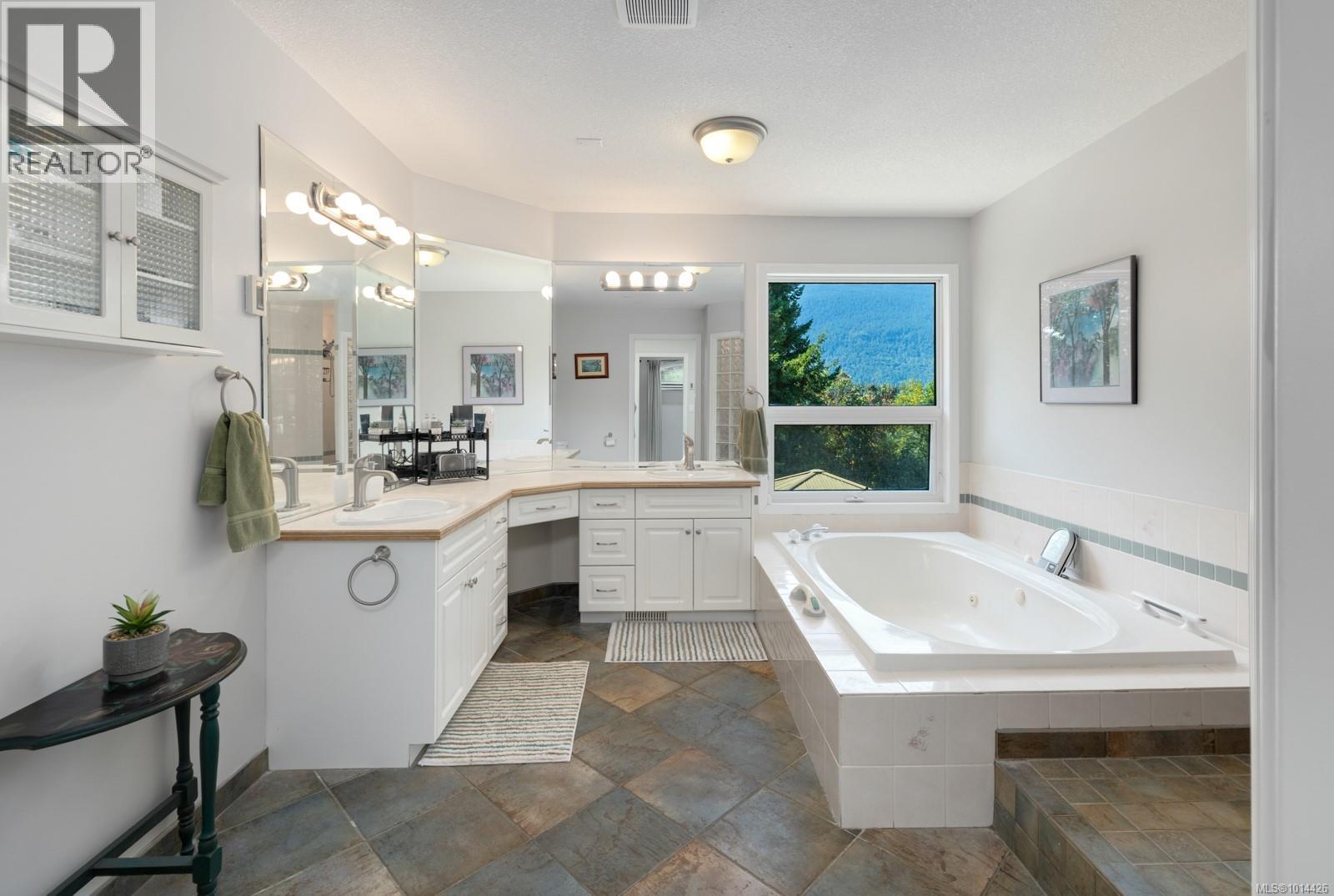 3789 Panorama Cres, Chemainus