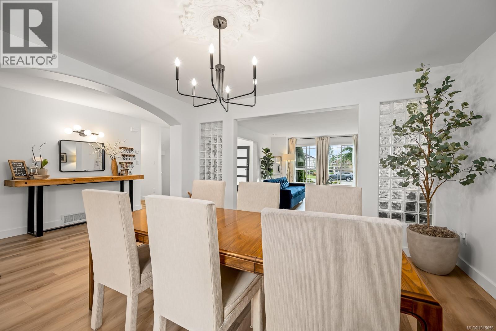 931 Crown Isle Dr, Courtenay