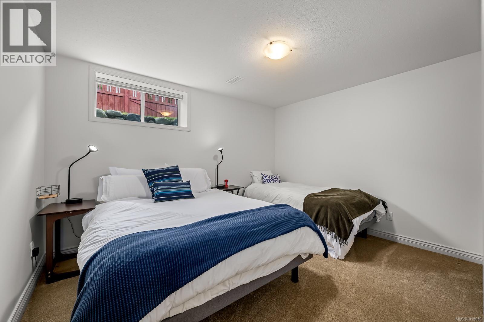 931 Crown Isle Dr, Courtenay