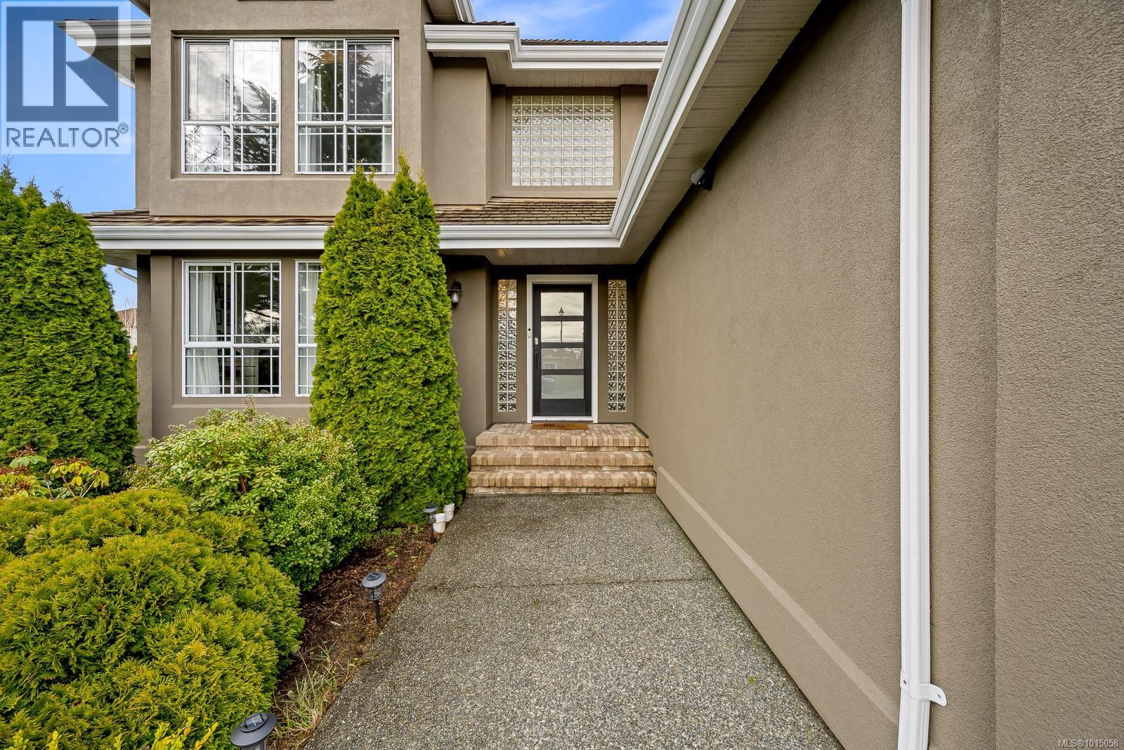 931 Crown Isle Dr, Courtenay