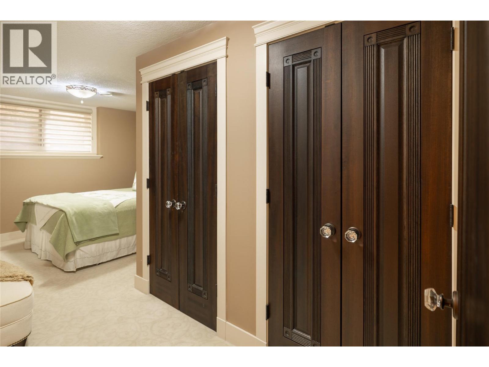 4768 CARMEL Crescent, Kelowna
