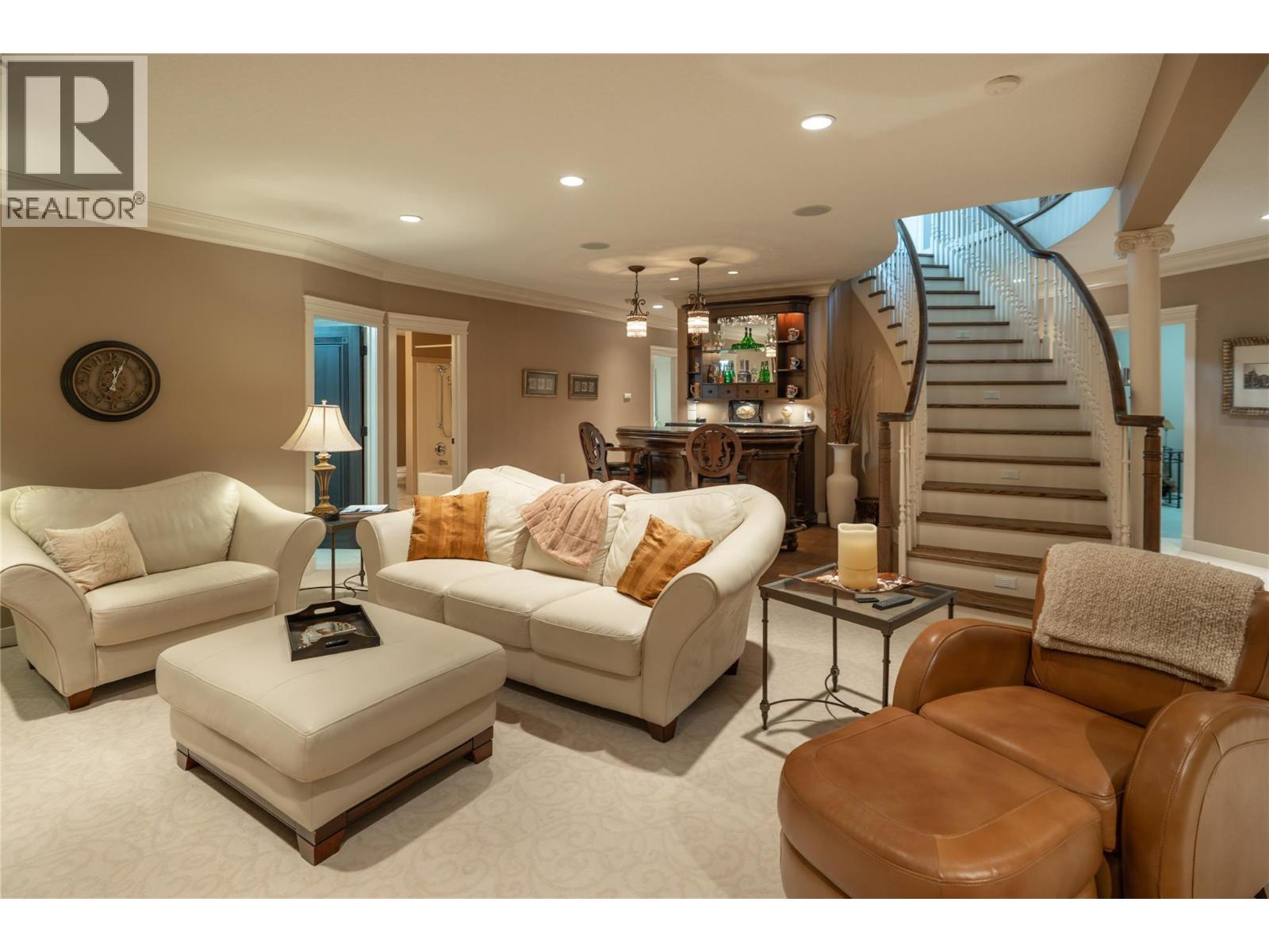 4768 CARMEL Crescent, Kelowna