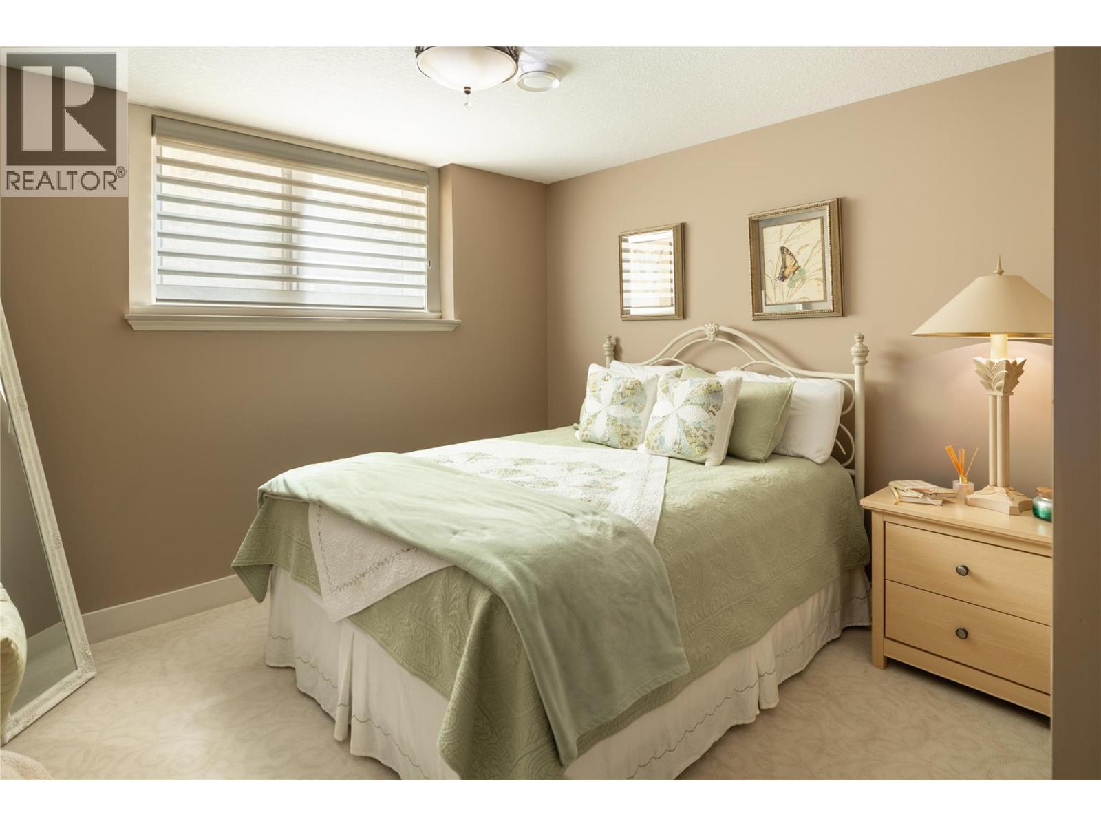 4768 CARMEL Crescent, Kelowna