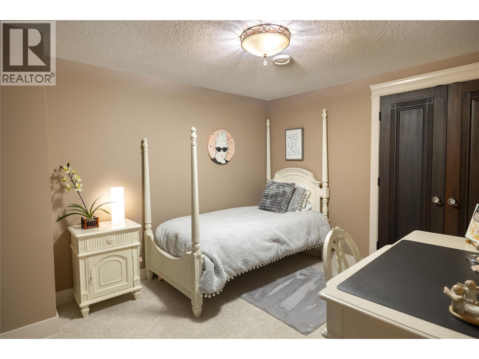 4768 CARMEL Crescent, Kelowna