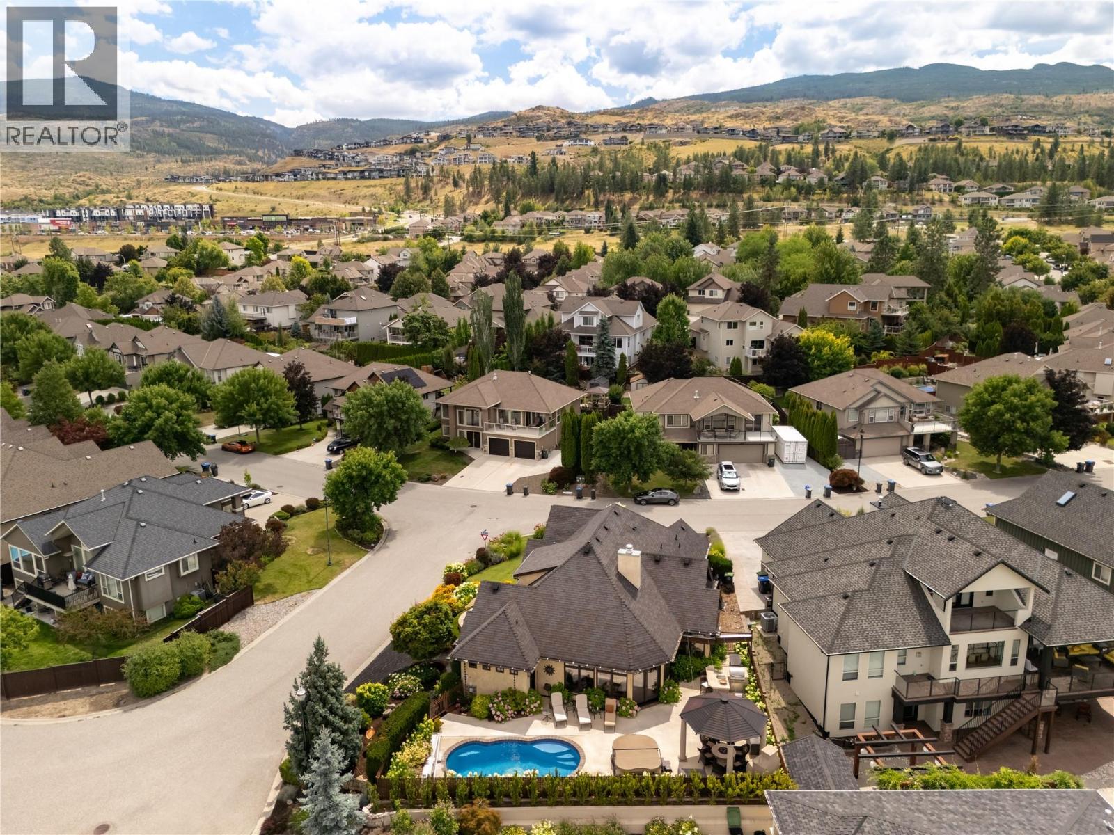 4768 CARMEL Crescent, Kelowna