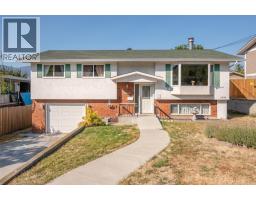  2595 Dartmouth Drive, Penticton