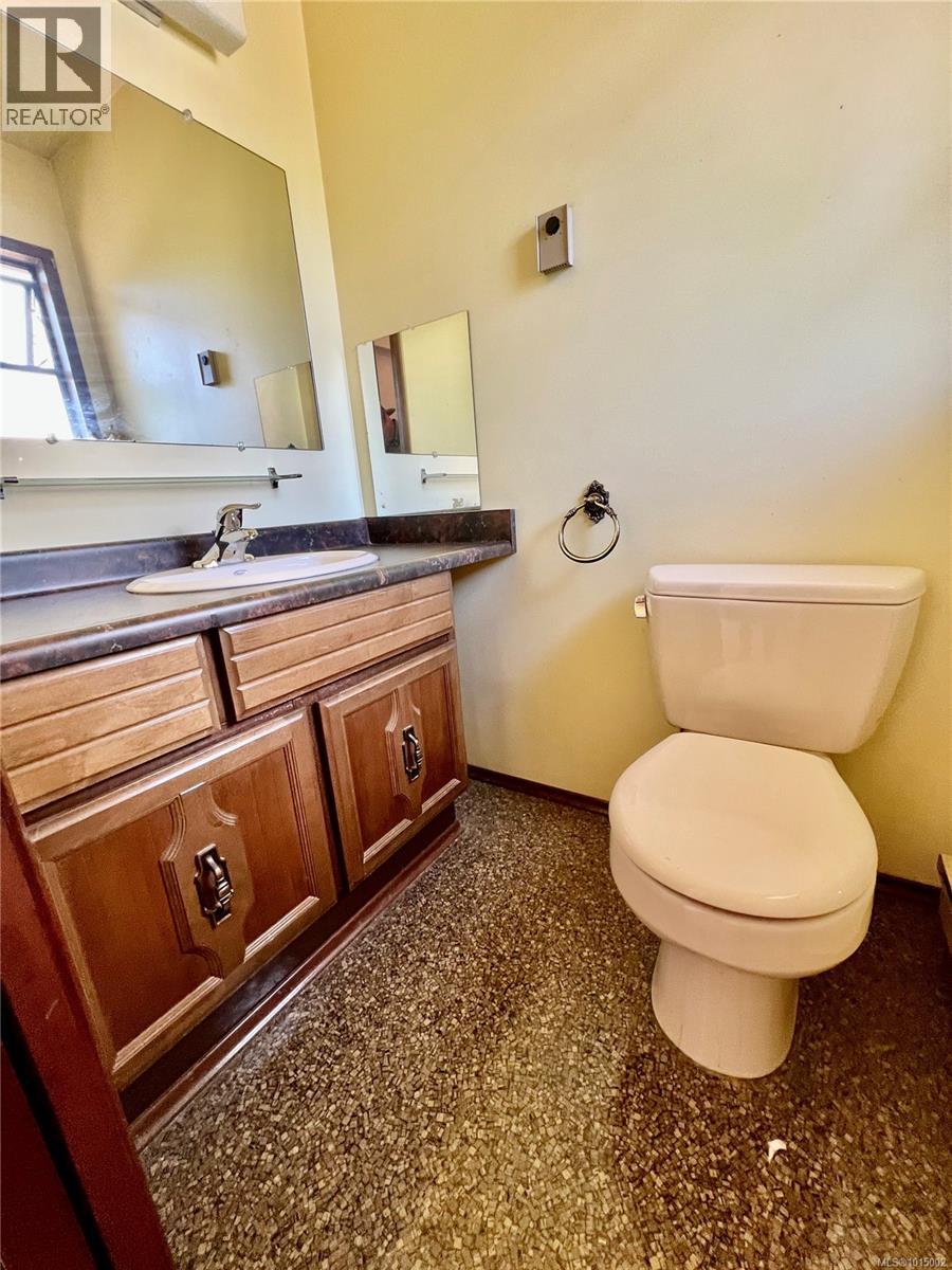  1734 Feltham Road, Saanich