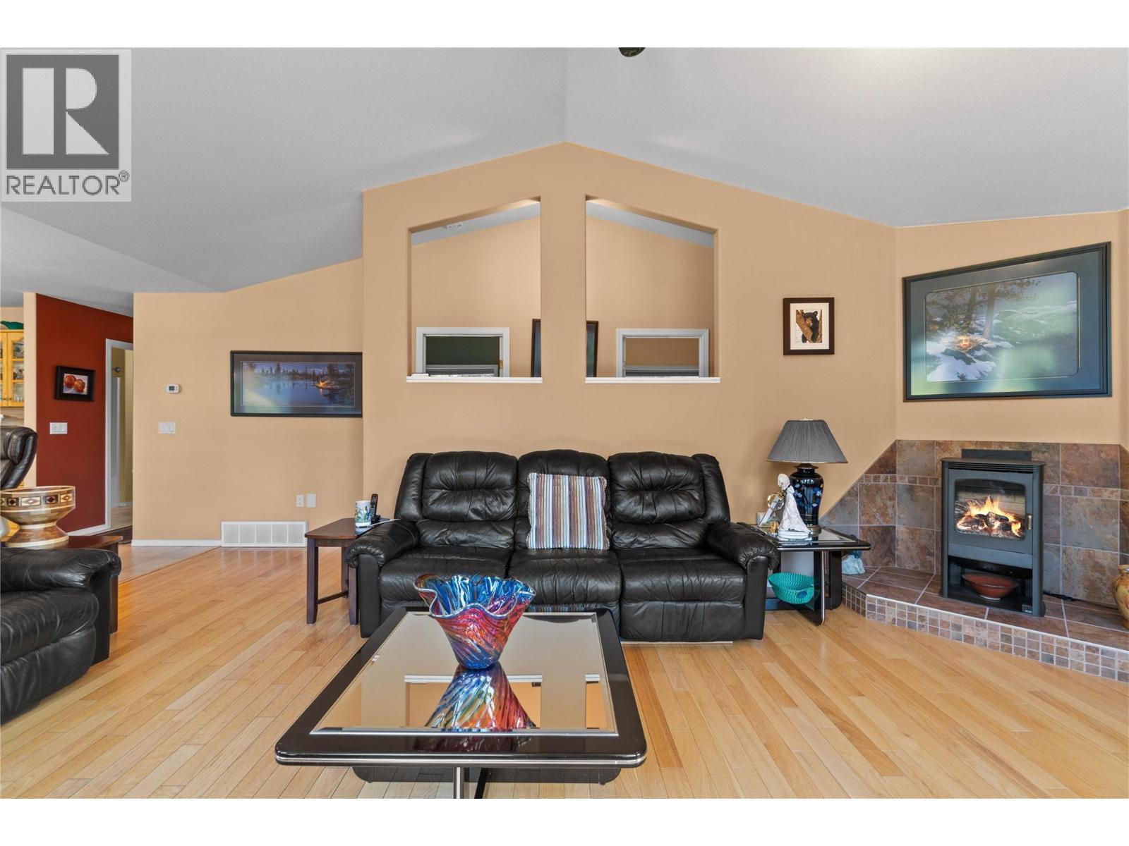 760 Mobley Road, Tappen