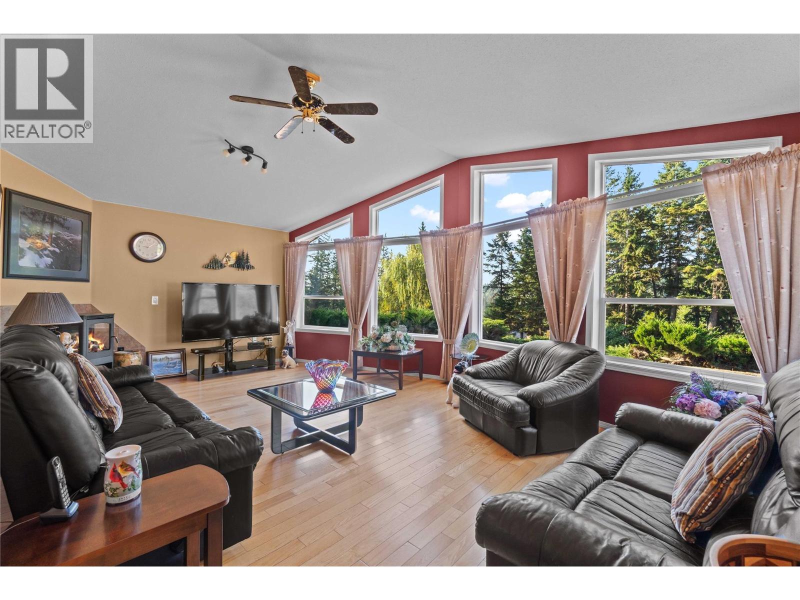 760 Mobley Road, Tappen