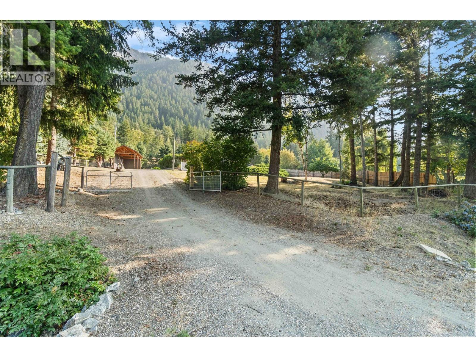 760 Mobley Road, Tappen