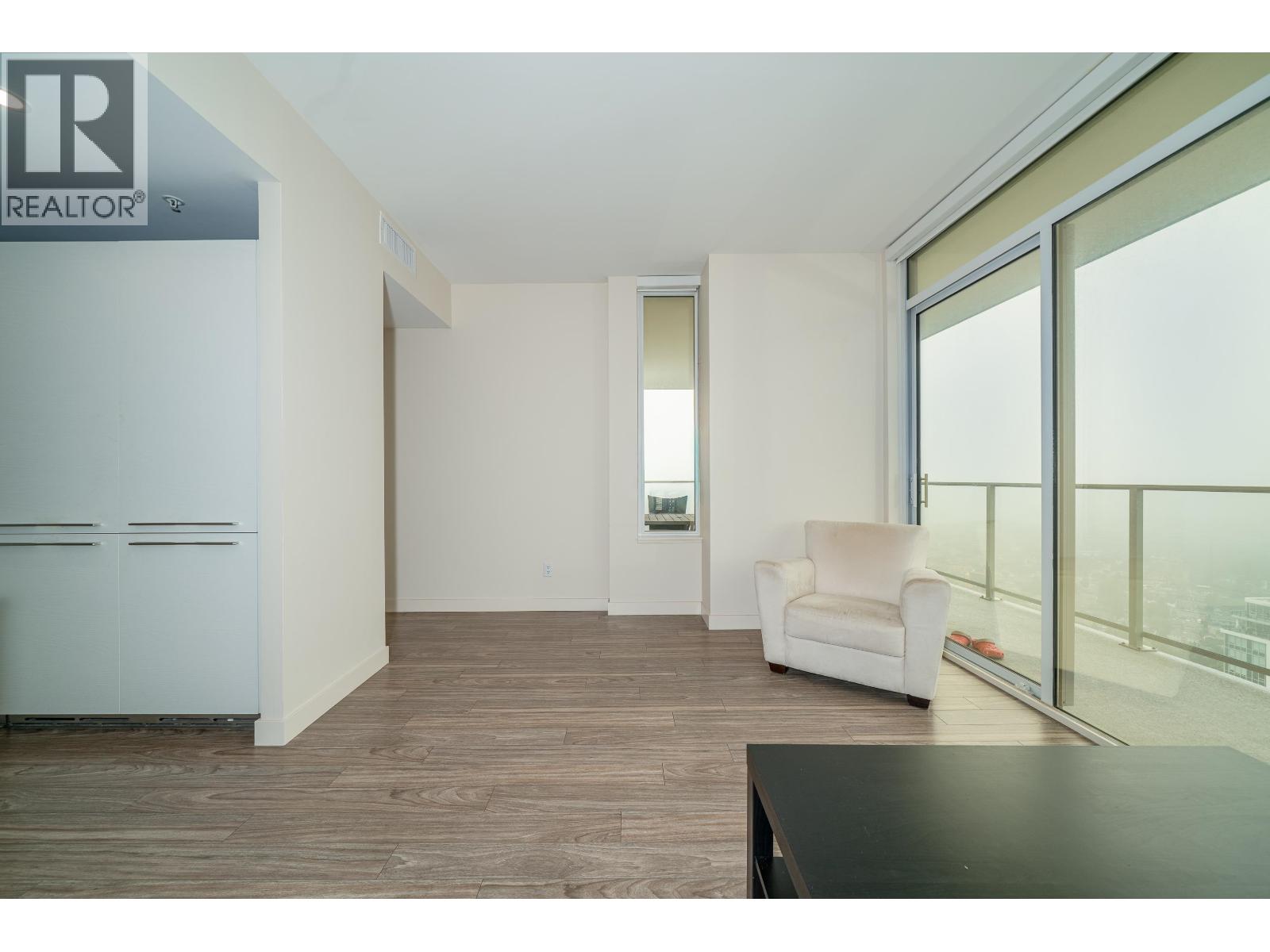 3703 6383 MCKAY AVENUE, Burnaby