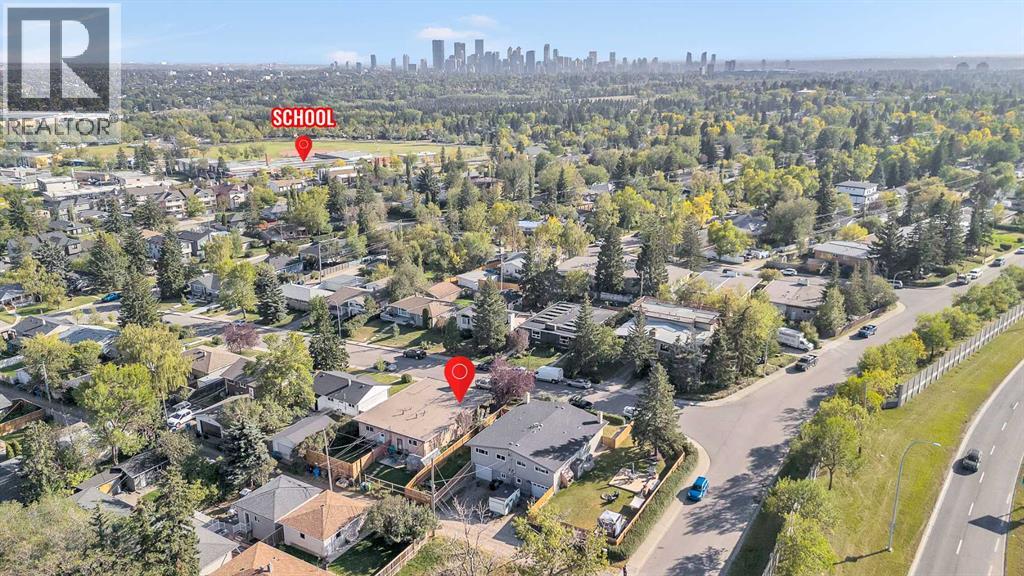 Single Family House Bungalow for Sale in  Hilton Avenue NW Highwood Calgary 