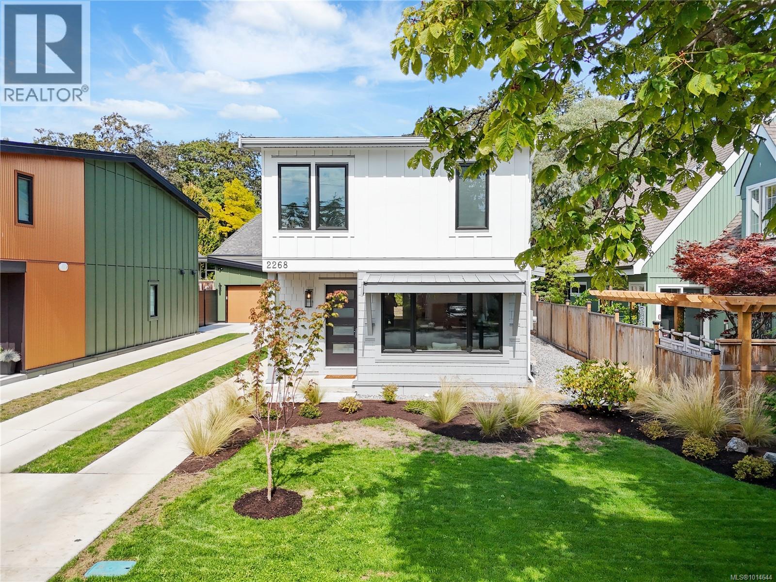 2268 Windsor Rd, Oak Bay