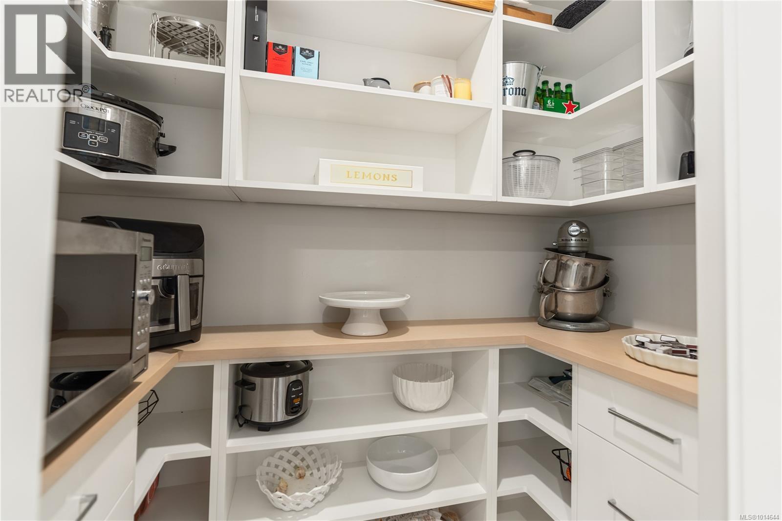 2268 Windsor Rd, Oak Bay