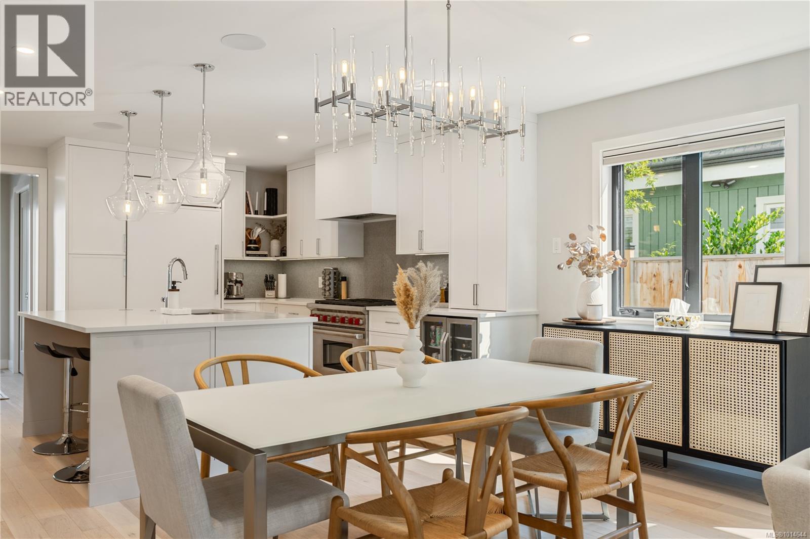 2268 Windsor Rd, Oak Bay