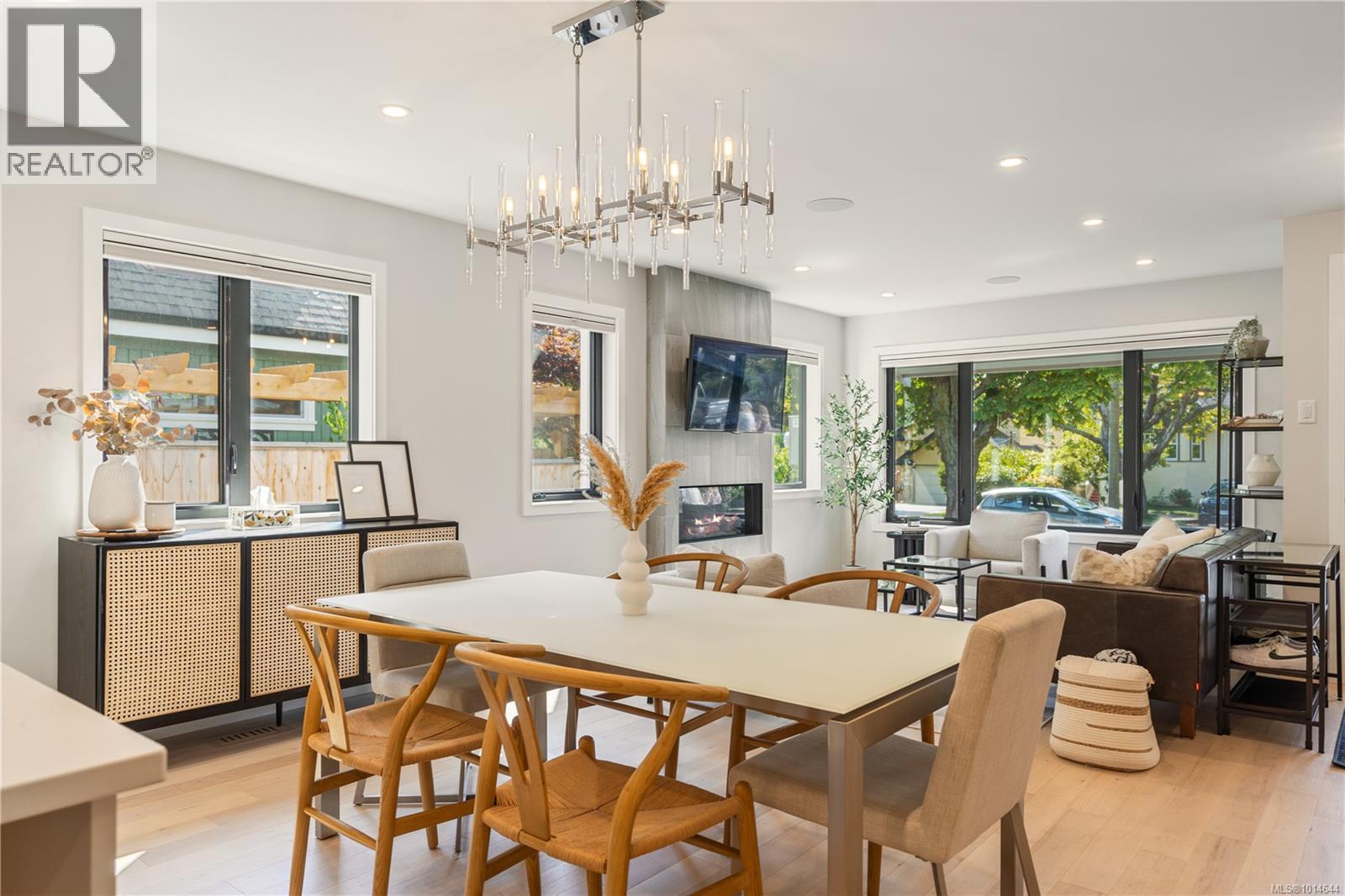 2268 Windsor Rd, Oak Bay