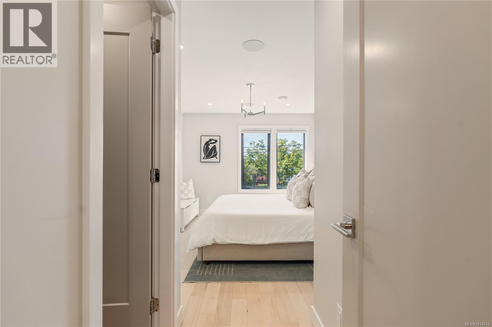 2268 Windsor Rd, Oak Bay