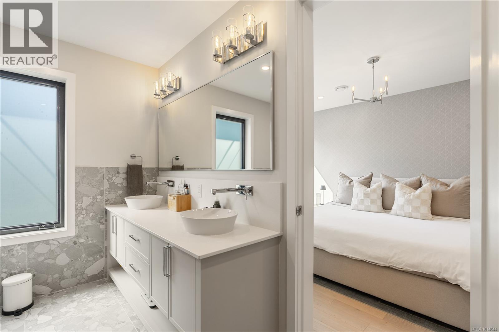 2268 Windsor Rd, Oak Bay
