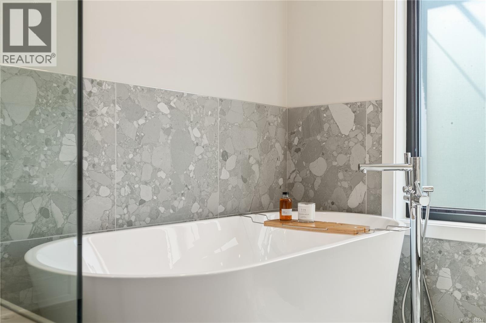 2268 Windsor Rd, Oak Bay