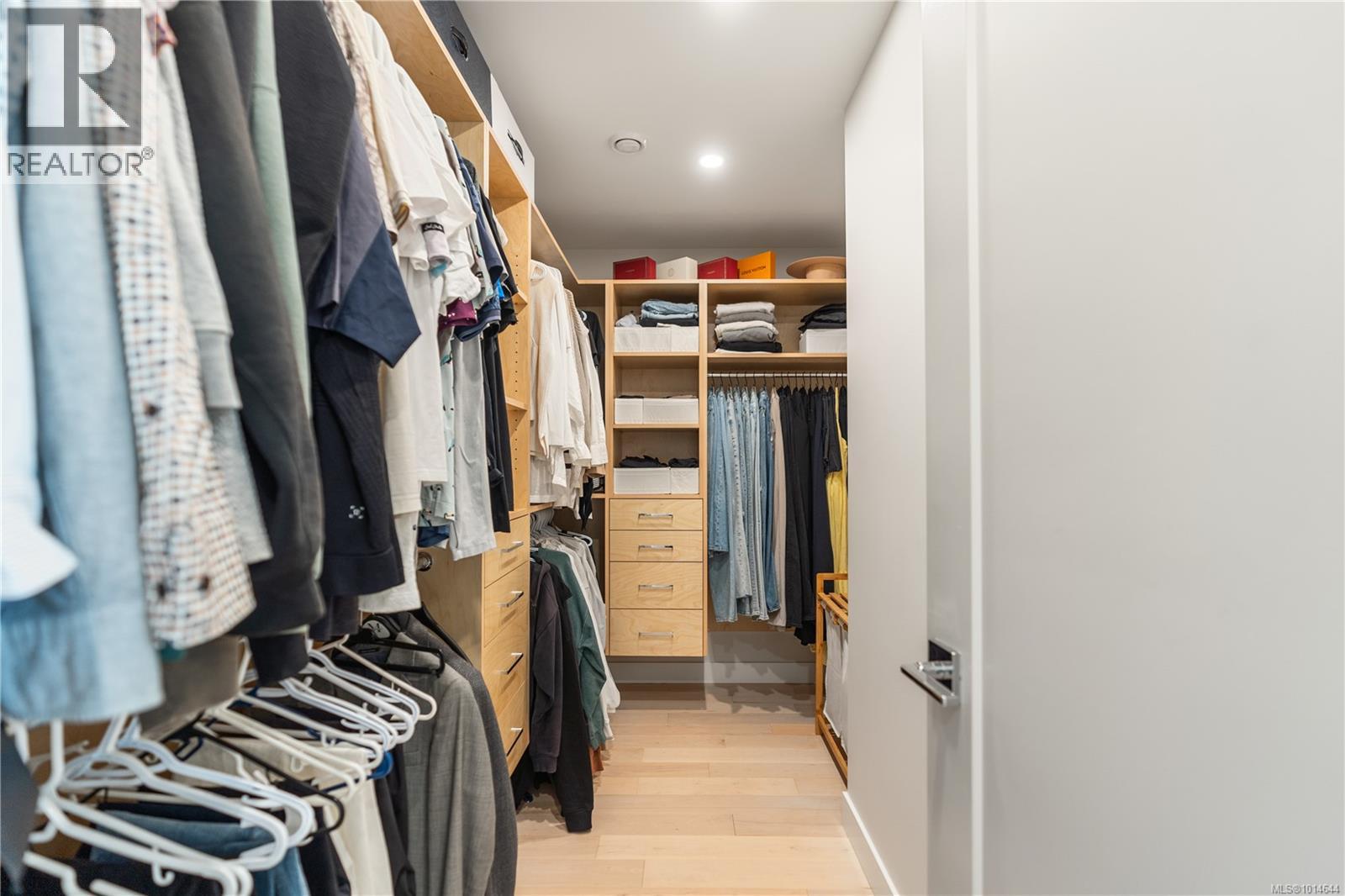 2268 Windsor Rd, Oak Bay
