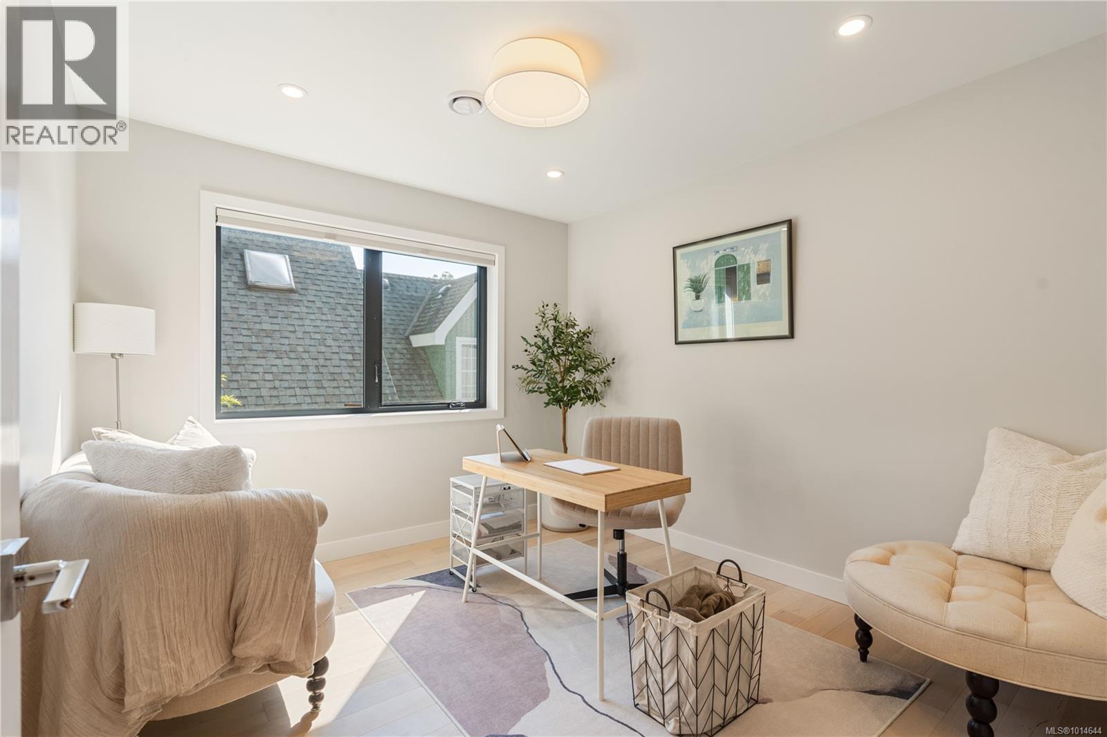 2268 Windsor Rd, Oak Bay