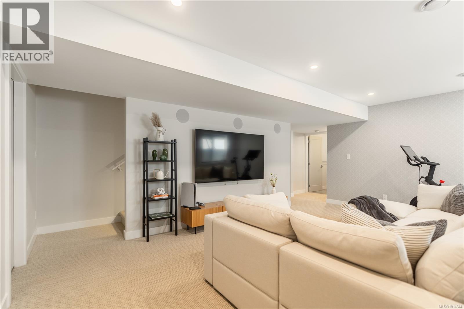 2268 Windsor Rd, Oak Bay