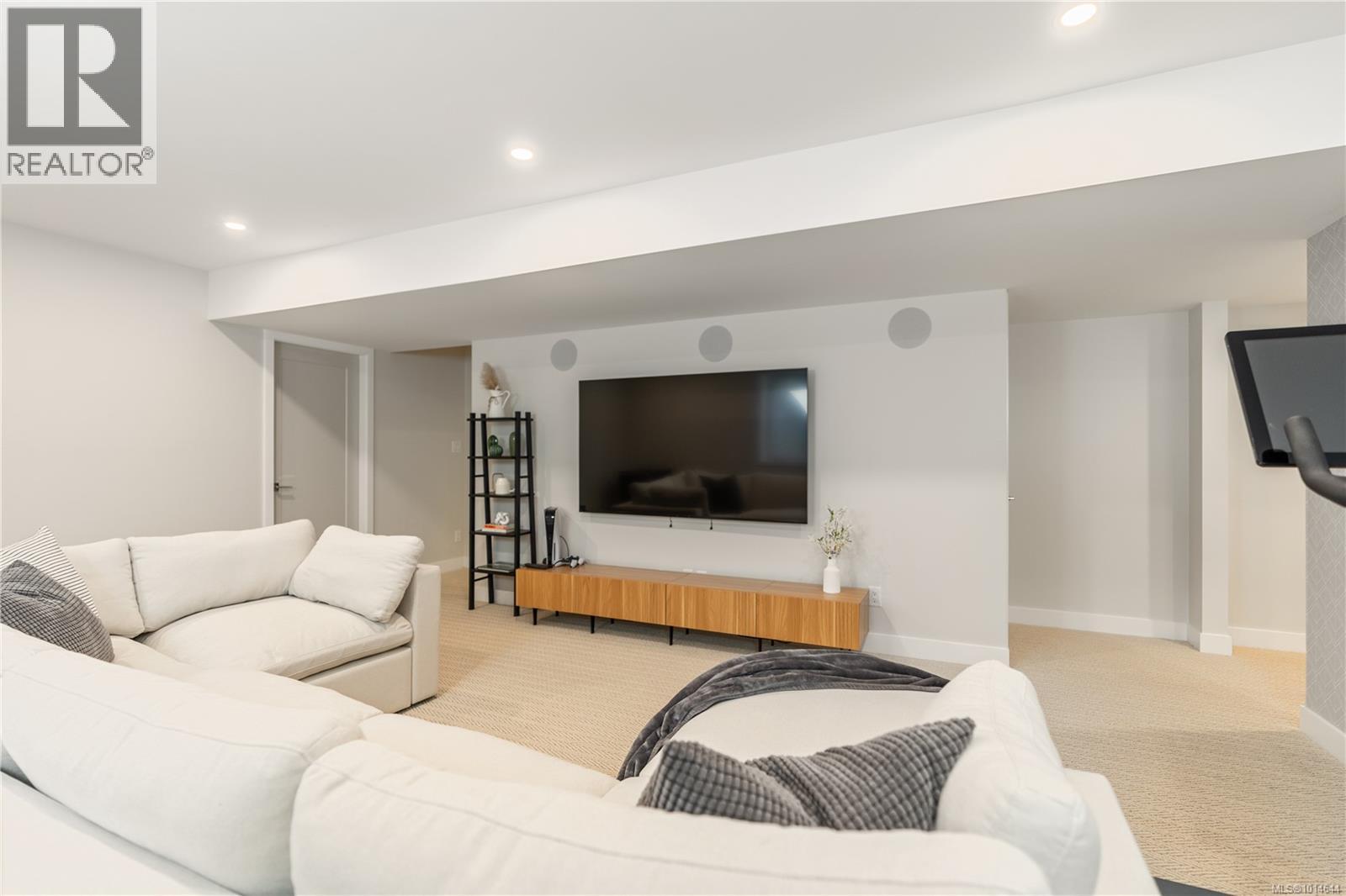 2268 Windsor Rd, Oak Bay