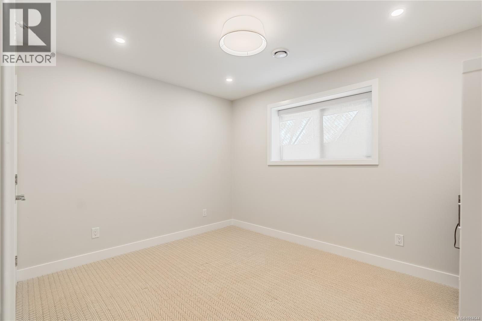 2268 Windsor Rd, Oak Bay