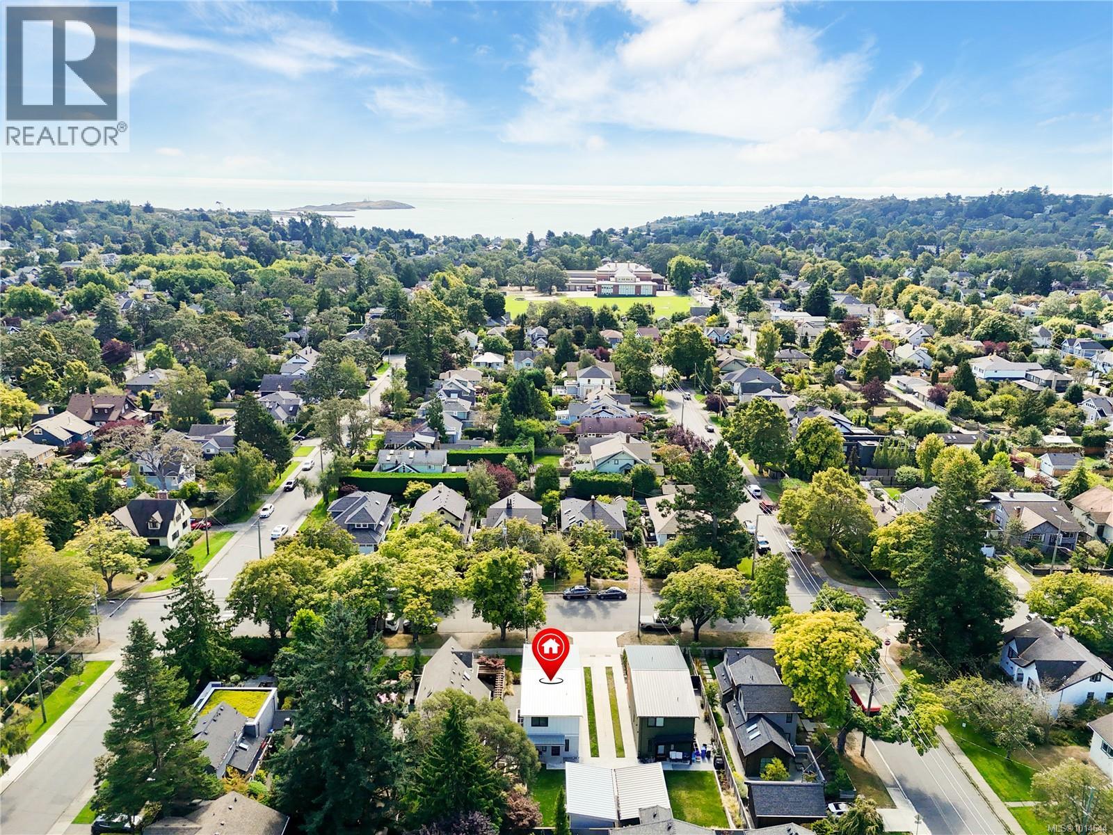 2268 Windsor Rd, Oak Bay