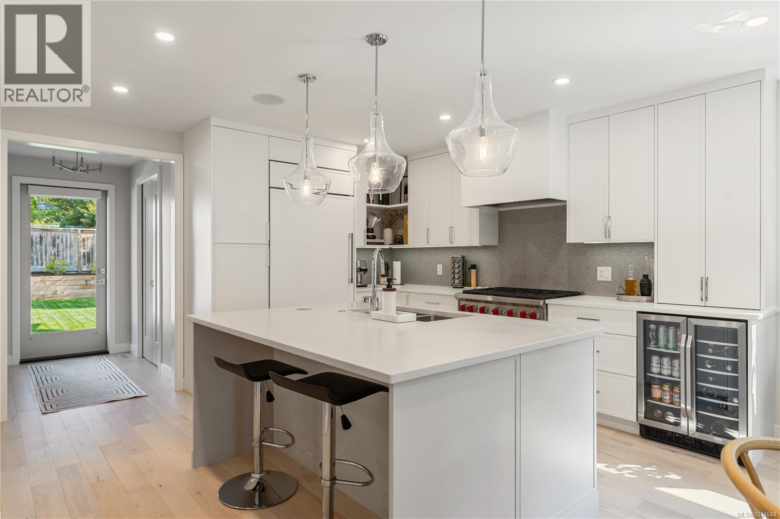 2268 Windsor Rd, Oak Bay
