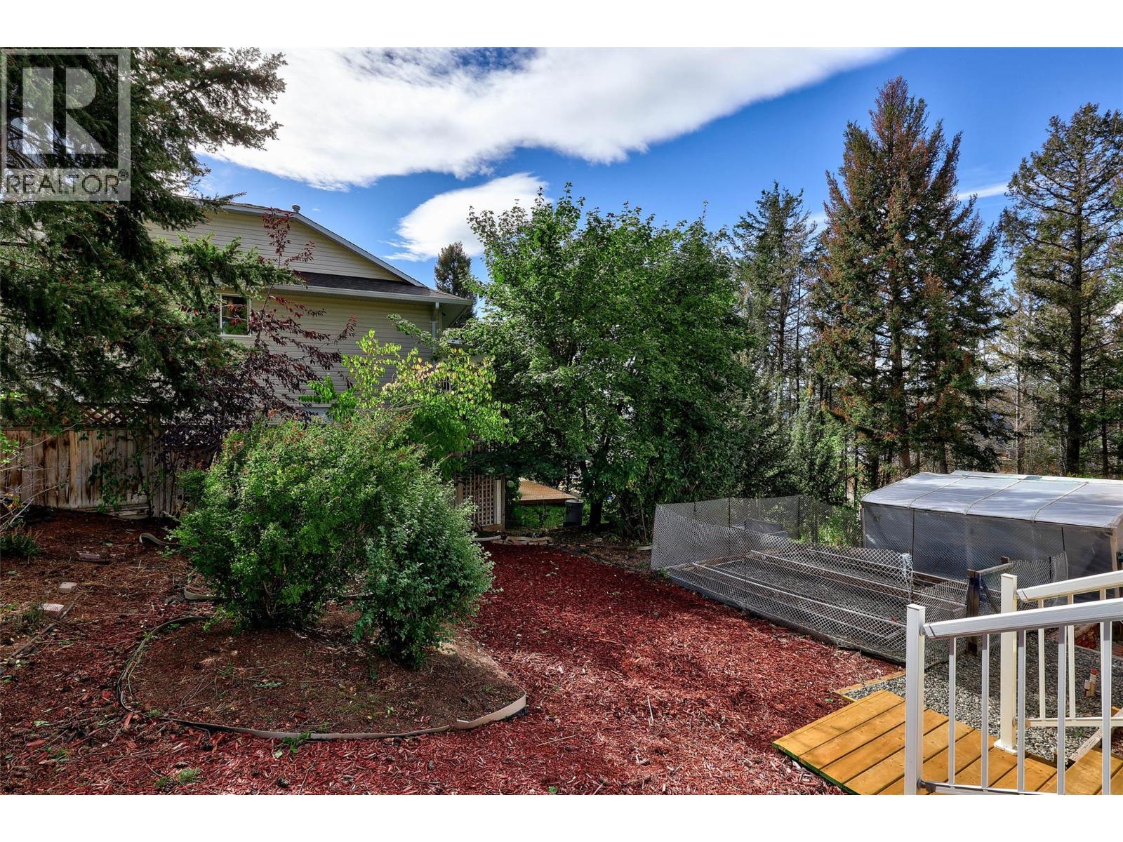 320 Linden Road, Logan Lake