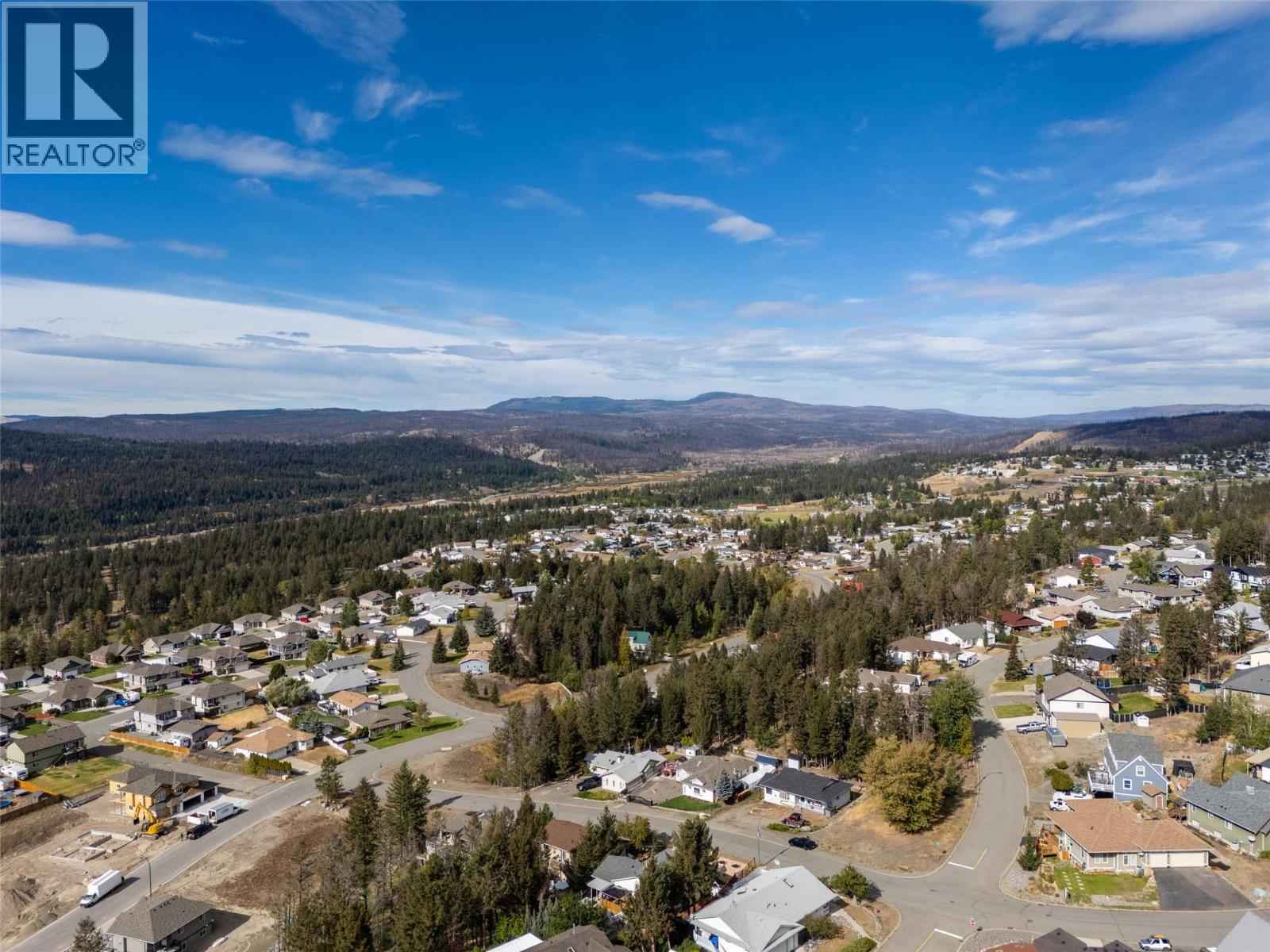 320 Linden Road, Logan Lake