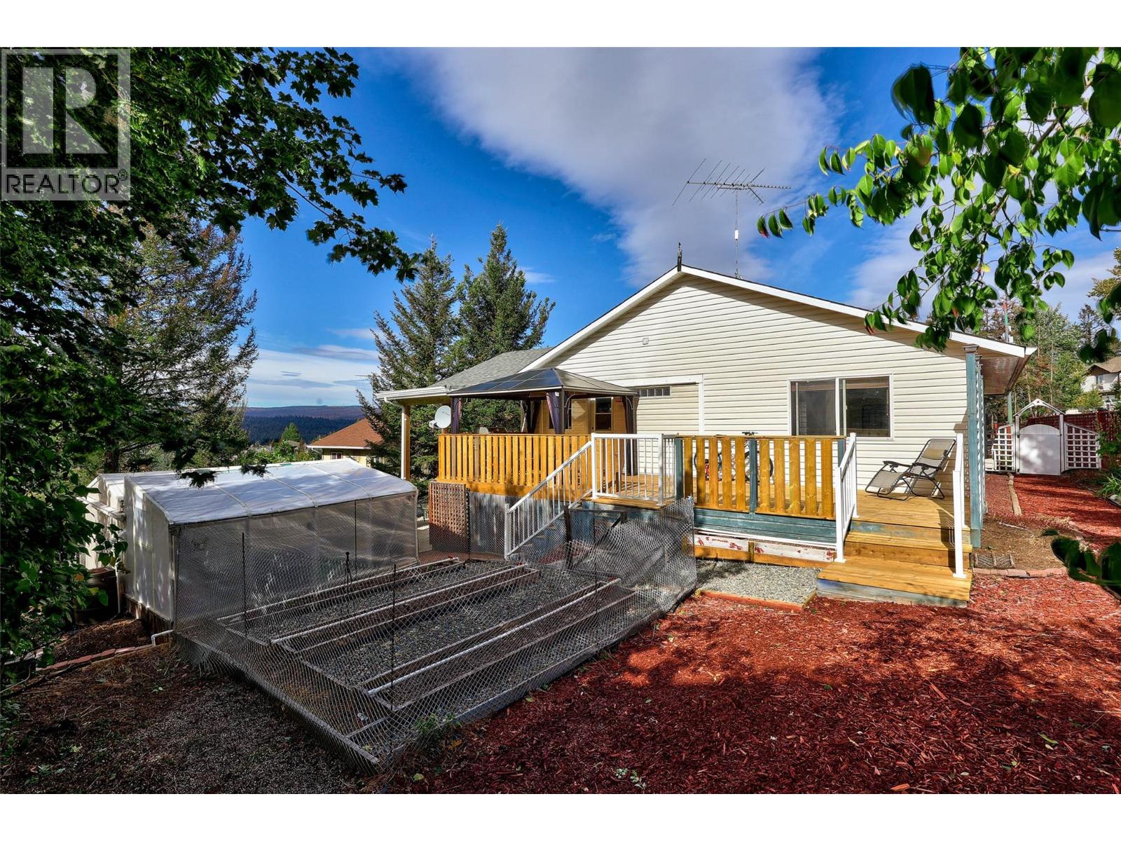 320 Linden Road, Logan Lake