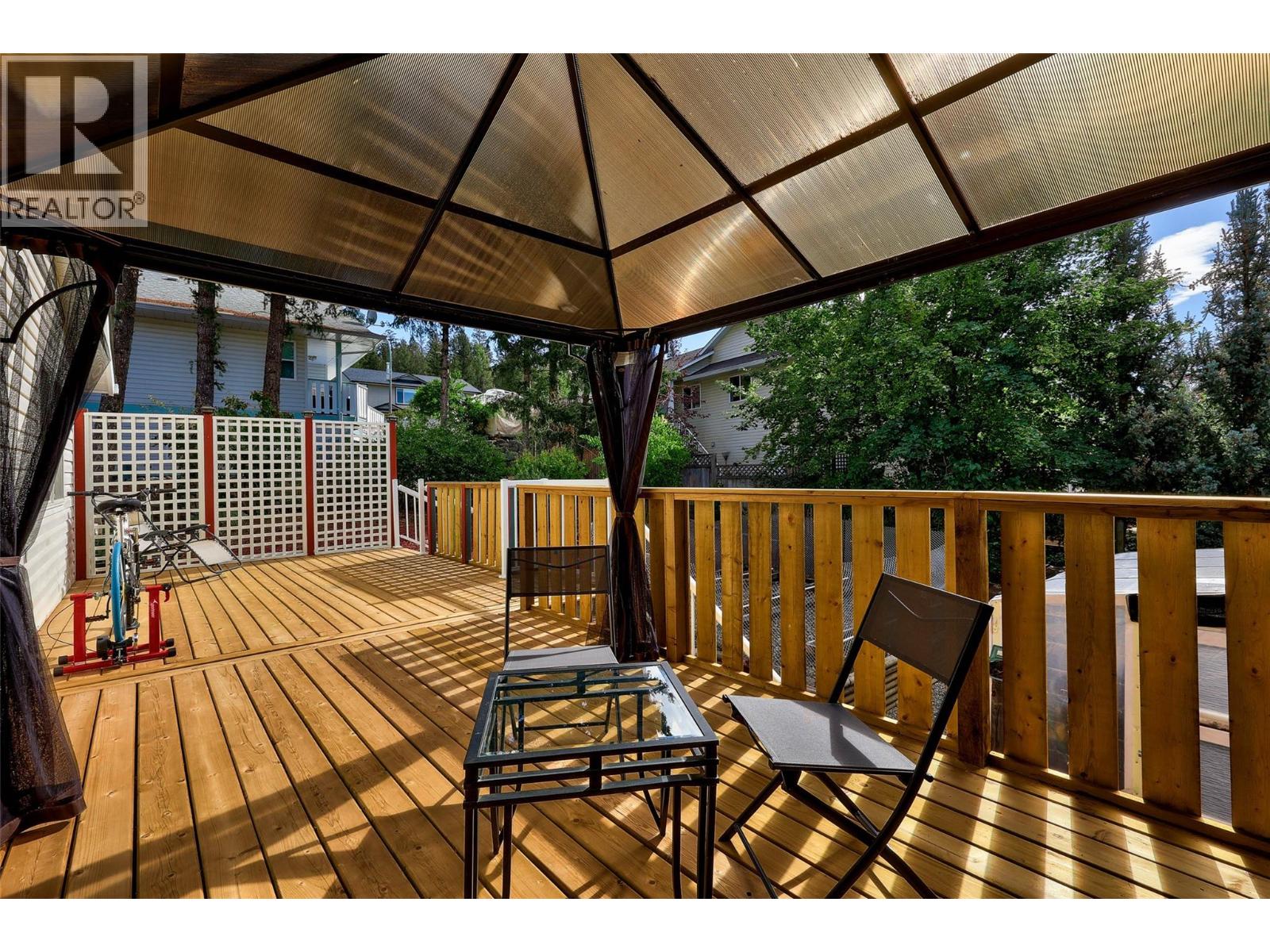 320 Linden Road, Logan Lake