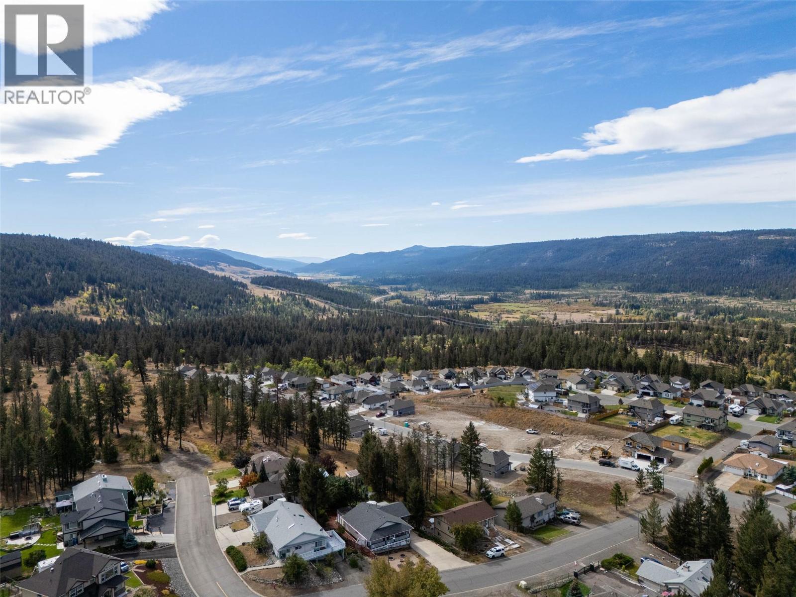 320 Linden Road, Logan Lake